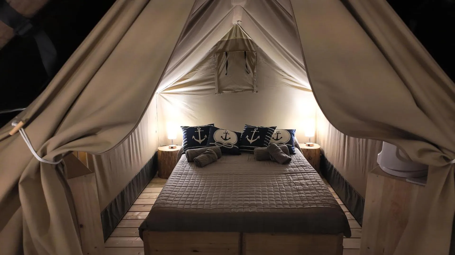 Kasa Tenda Safari Glamping インペリア 0*,